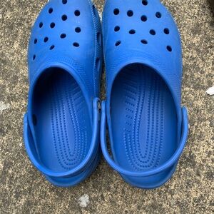 CROCS Blue Sandals with Ventilation Holes and Blackstrap Men 9| Women 11
